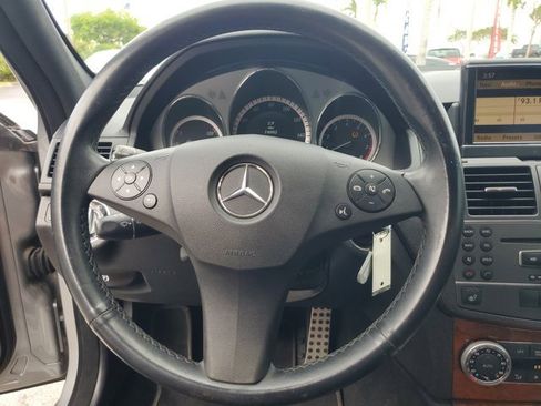 Used 2011 Mercedes-Benz C 300 4MATIC Sedan image 28