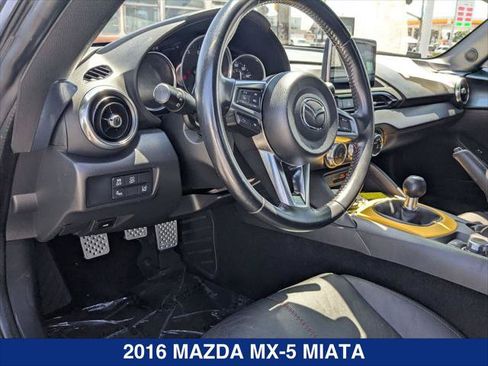 Used 2016 MAZDA MX-5 Miata Grand Touring RWD image 12