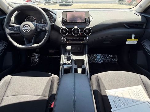 Used 2025 Nissan Sentra S FWD image 31