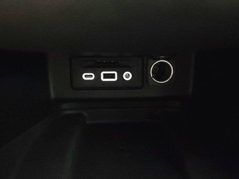 Used 2019 Chevrolet Equinox Premier AWD/4WD image 30