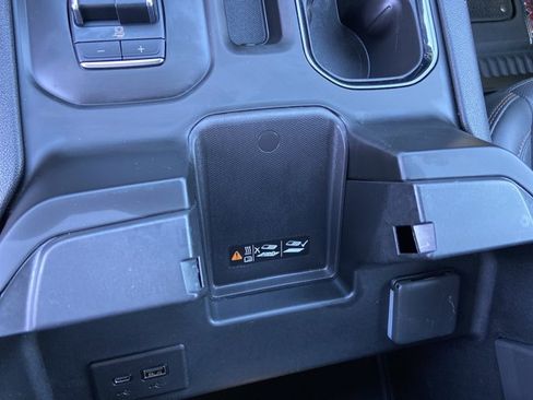 Used 2025 GMC Sierra 1500 AT4 AWD/4WD image 37