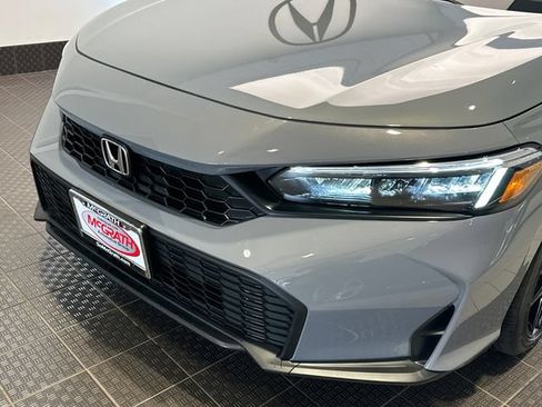 Used 2025 Honda Civic Sport image 7