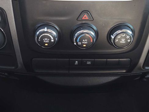 Used 2016 RAM 1500 Express image 17