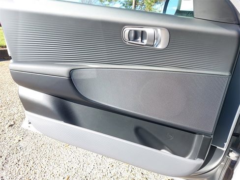 New 2025 Hyundai Ioniq 6 SEL image 26