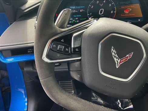 Used 2024 Chevrolet Corvette Stingray Preferred Cpe w/ 2LT RWD image 10