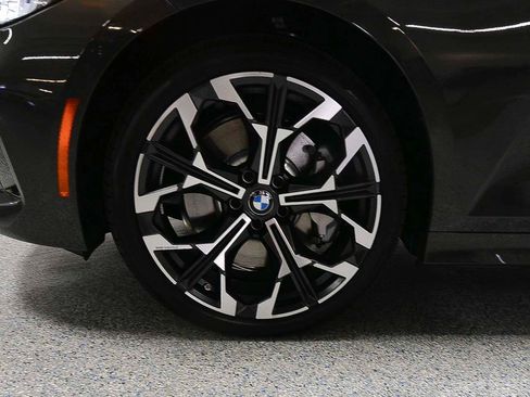 Used 2025 BMW 330i Sedan w/ Convenience Package image 5