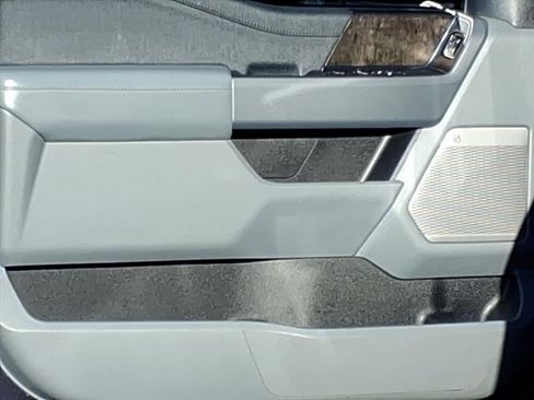 Used 2021 Ford F150 Lariat w/ Equipment Group 501A Mid image 21