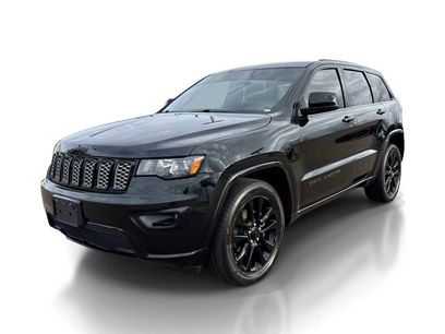 Used 2018 Jeep Grand Cherokee Altitude