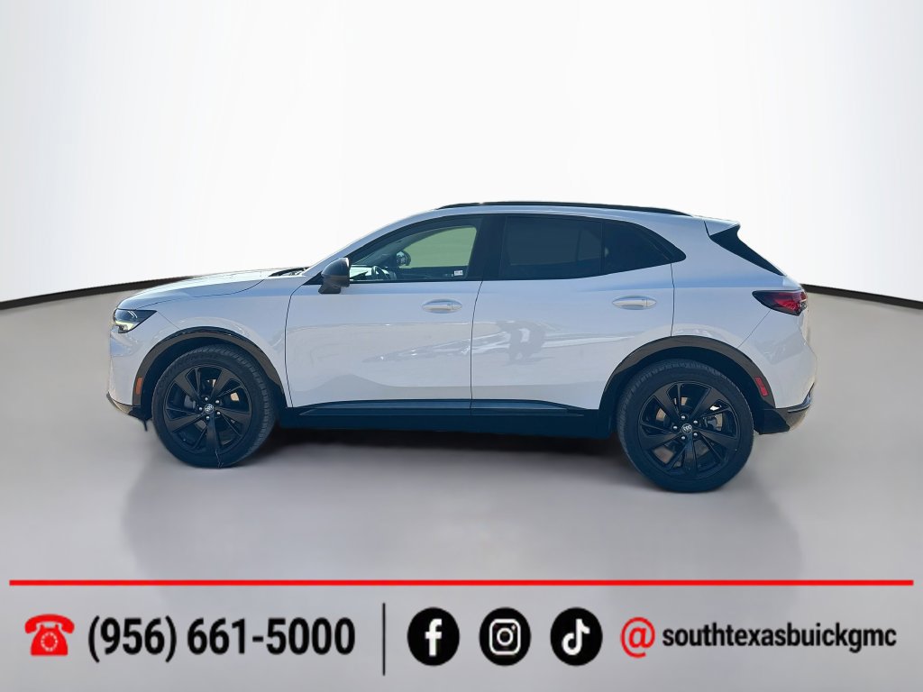 Used 2022 Buick Envision Essence w/ Technology Package I FWD image 4