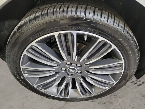 Used 2020 Land Rover Range Rover Velar R-Dynamic S image 13