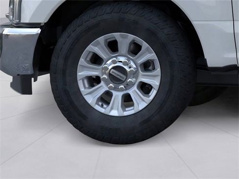 Used 2022 Ford F350 XLT w/ XLT Value Package image 19
