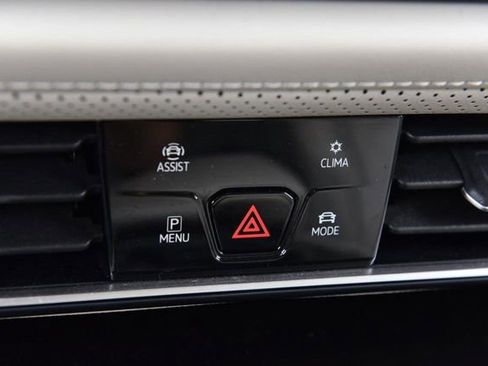 Used 2024 Volkswagen Atlas SEL Premium R-Line AWD/4WD image 15