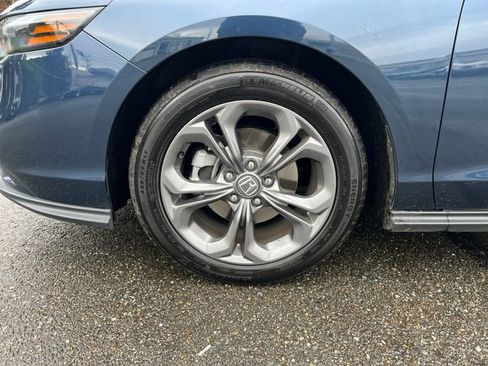 Used 2024 Honda Accord EX image 28
