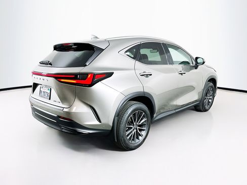 Used 2025 Lexus NX 250 FWD image 9