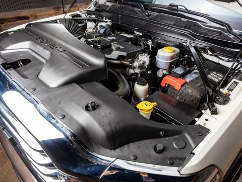 Used 2024 RAM 2500 Limited w/ Safety Group image 40