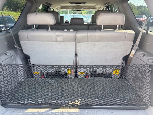 Used 2007 Toyota Sequoia Limited w/ Convenience Pkg AWD/4WD image 11