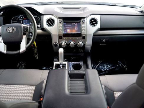 Used 2014 Toyota Tundra SR5 w/ SR5 Upgrade Package AWD/4WD image 20