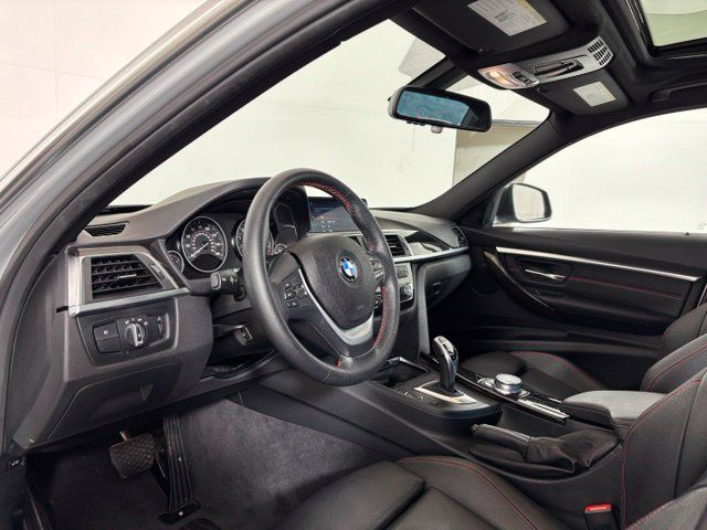 Used 2017 BMW 330i xDrive Sedan AWD/4WD image 9