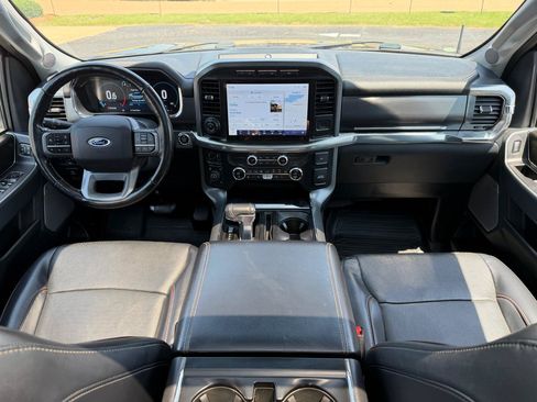 Used 2021 Ford F150 Lariat w/ Equipment Group 502A High AWD/4WD image 17