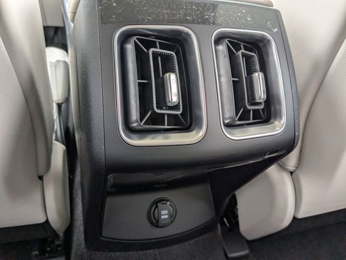 New 2026 Kia Sorento S FWD image 17