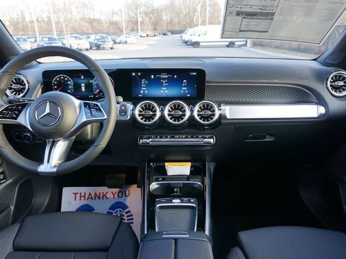 New 2026 Mercedes-Benz GLB 250 4MATIC image 17
