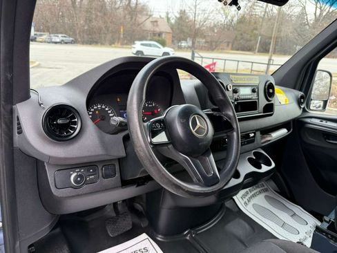 Used 2019 Mercedes-Benz Sprinter 170 image 22