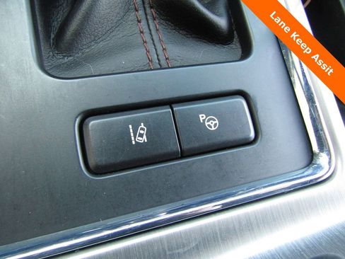 Used 2018 Ford F150 Platinum image 23