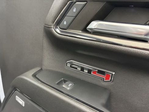 Used 2024 GMC Sierra 1500 AT4 w/ Technology Package image 46