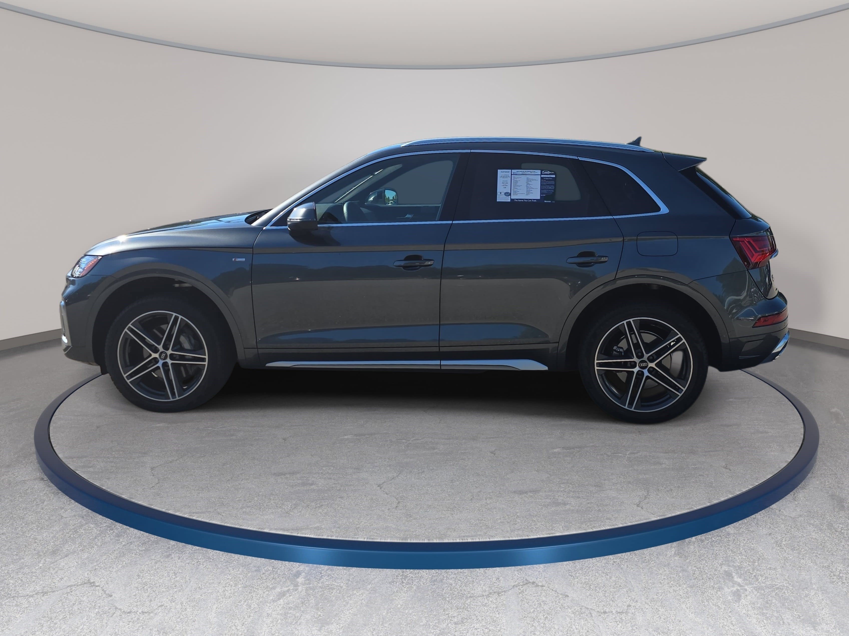 Used 2023 Audi Q5 e Premium AWD/4WD image 8