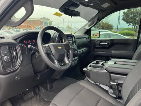 Used 2024 Chevrolet Silverado 1500 Custom RWD image 6