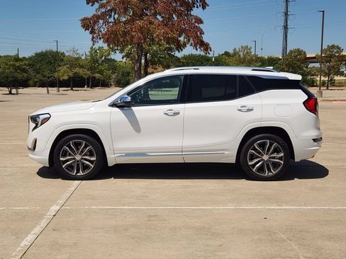 Used 2019 GMC Terrain Denali FWD image 4
