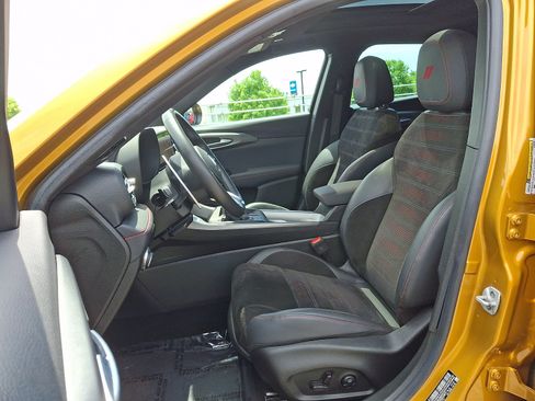 Certified 2024 Dodge Hornet R/T Plus w/ Track Pack AWD/4WD image 13