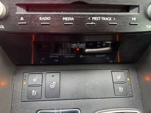 Used 2018 Lexus IS 350 AWD image 22