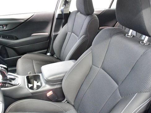 Used 2025 Subaru Legacy Premium AWD/4WD image 9