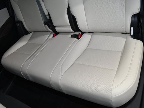 Used 2025 Lexus RX 350 Premium Plus w/ Convenience Package FWD image 19