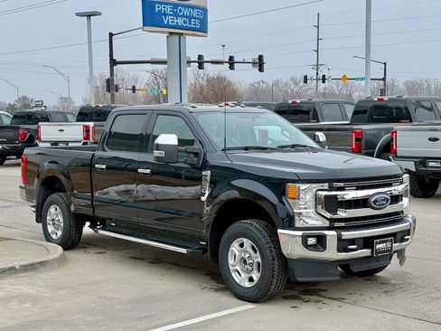 Used 2021 Ford F250 XLT w/ XLT Premium Package image 7