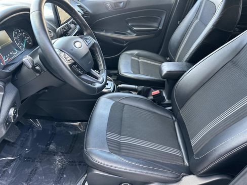 Used 2019 Ford EcoSport SES w/ SES Black Appearance Package image 24