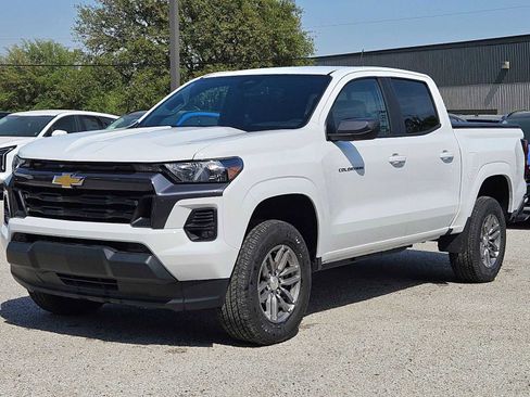 Used 2023 Chevrolet Colorado LT w/ LT Convenience Package II image 10