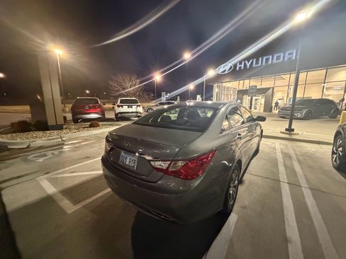Used 2013 Hyundai Sonata GLS image 6