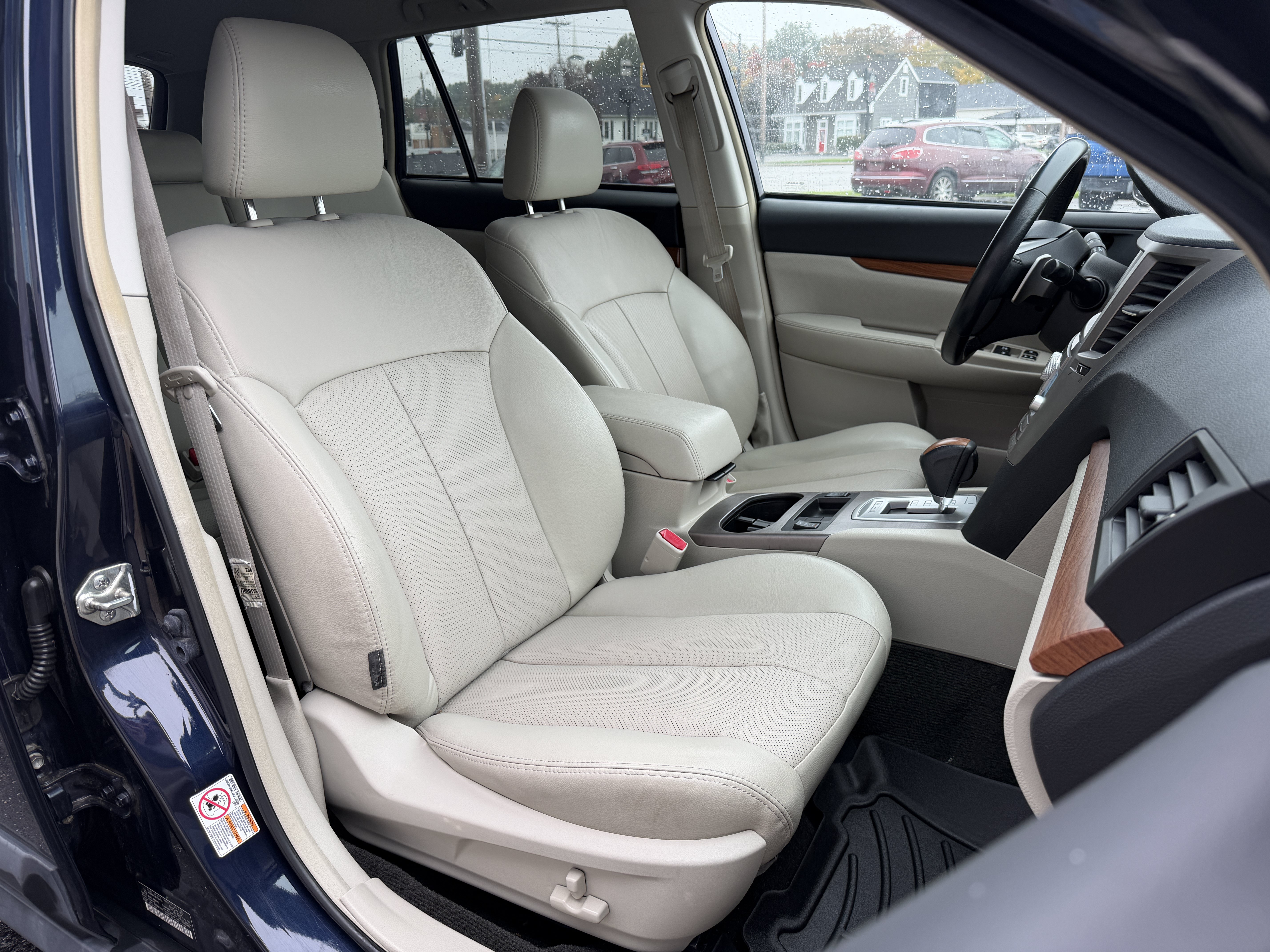 Used 2013 Subaru Outback 2.5i Limited AWD/4WD image 14