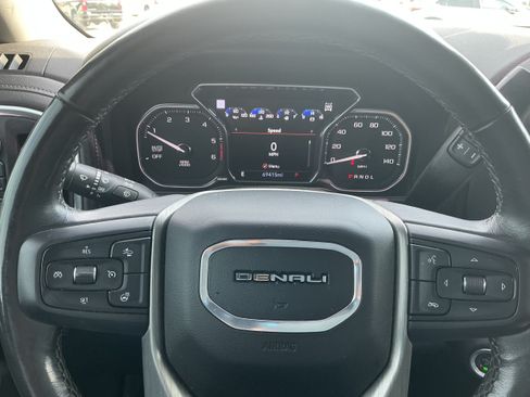 Certified 2021 GMC Sierra 1500 Denali w/ Denali Ultimate Package AWD/4WD image 8