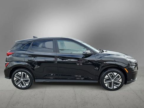 Used 2023 Hyundai Kona SE FWD image 10