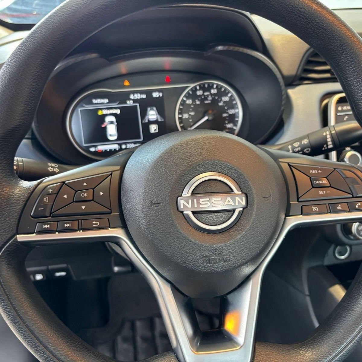 Used 2025 Nissan Versa SV FWD image 29