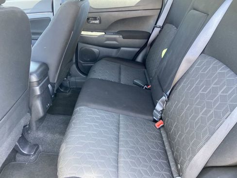 Used 2023 Mitsubishi Outlander Sport LE AWD/4WD image 19