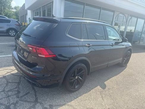 Used 2023 Volkswagen Tiguan SE R-Line AWD/4WD image 5