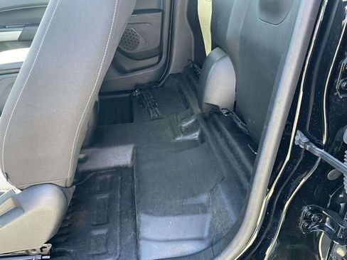 Used 2022 Chevrolet Colorado LT w/ Fleet Safety Package image 12