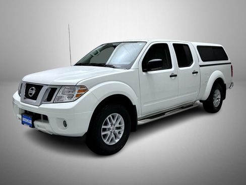 Used 2018 Nissan Frontier SV w/ Value Truck Package AWD/4WD image 1