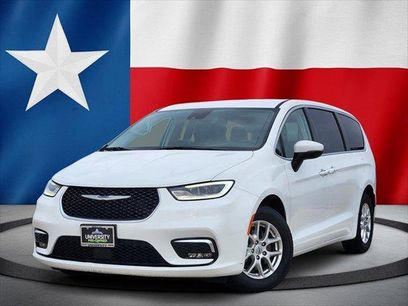 Certified 2023 Chrysler Pacifica Touring-L