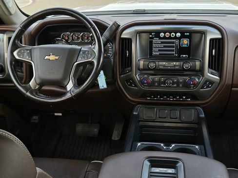 Used 2019 Chevrolet Silverado 2500 High Country w/ Duramax Plus Package AWD/4WD image 5