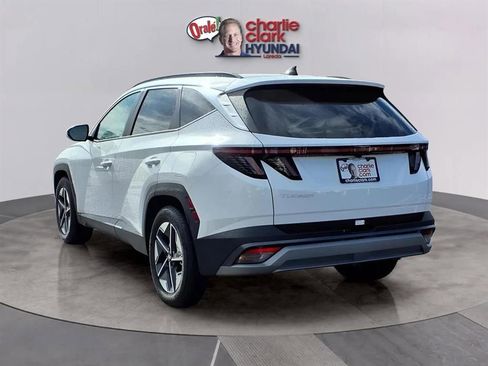 New 2026 Hyundai Tucson SEL FWD image 3